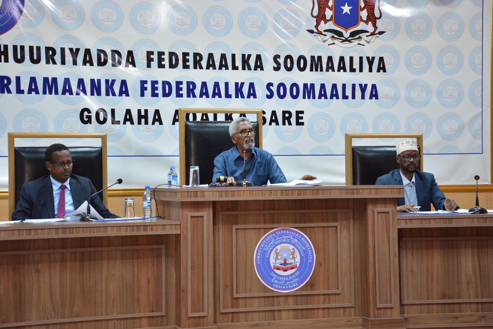 AQALKA SARE: Iska hor-i-maadka Dastuurka, Dheelitir la’aanta Xubnaha…